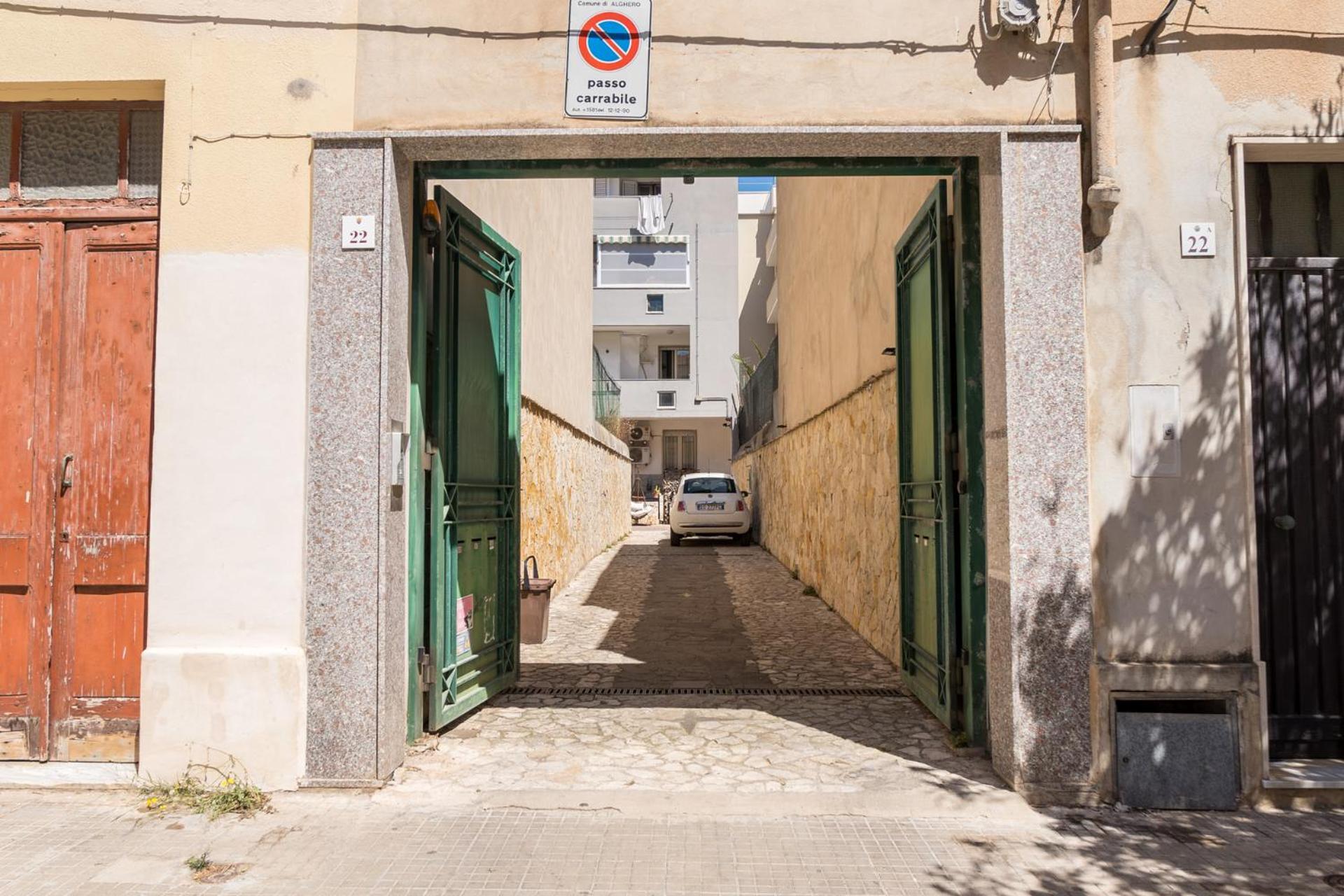In Centro Citta', * Alghero